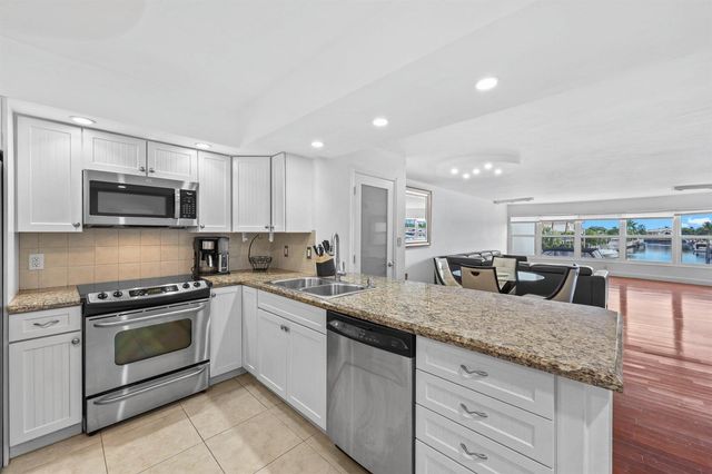 3121 NE 51st Street 204e, Fort Lauderdale, FL 33308