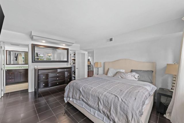 3121 NE 51st Street 204e, Fort Lauderdale, FL 33308