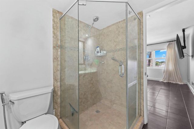 3121 NE 51st Street 204e, Fort Lauderdale, FL 33308