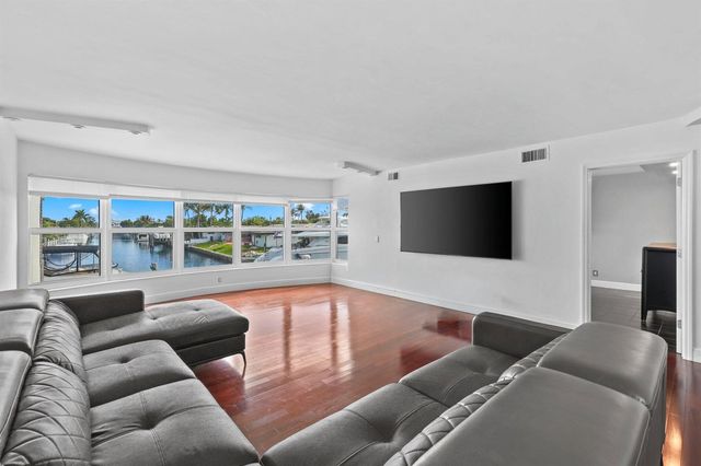 3121 NE 51st Street 204e, Fort Lauderdale, FL 33308