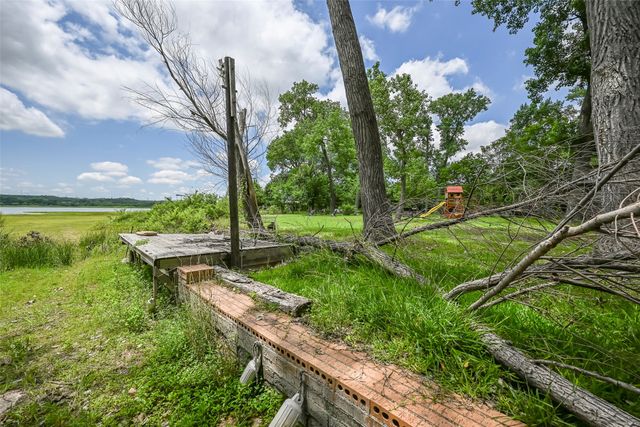 2431 E Lake Drive, Weatherford, TX 76087