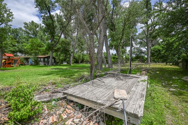2431 E Lake Drive, Weatherford, TX 76087