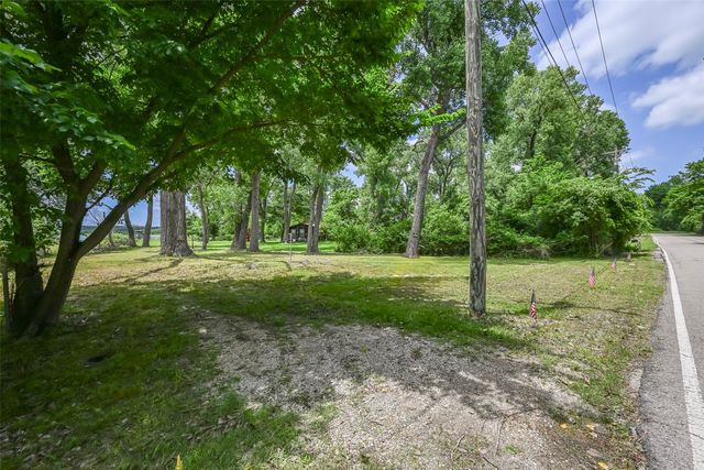 2431 E Lake Drive, Weatherford, TX 76087