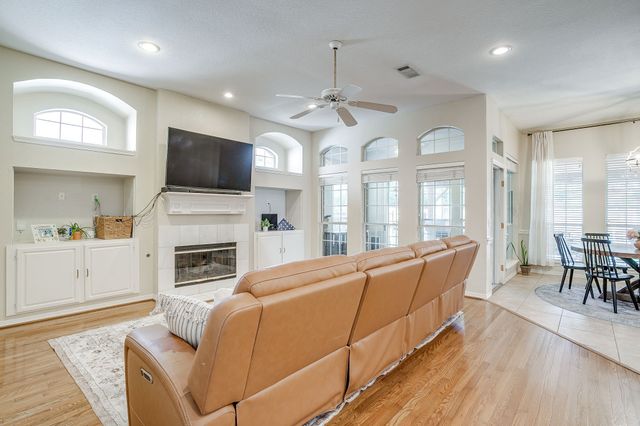 505 Dorcas Lane, Arlington, TX 76013