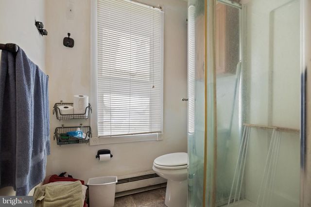 212 CLIFTON AVE, Mount Holly, NJ 08060