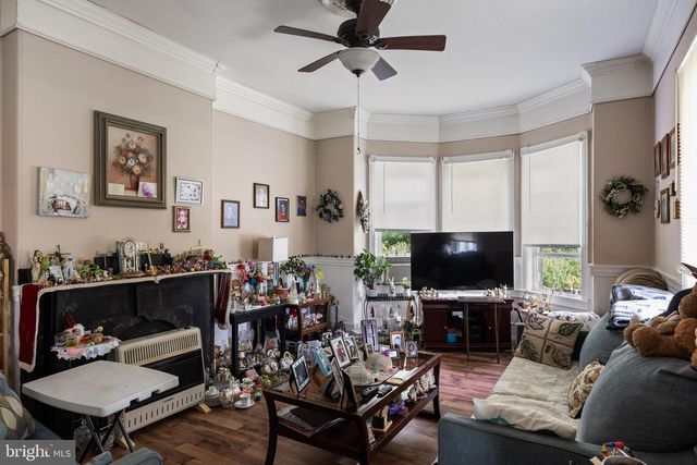 212 CLIFTON AVE, Mount Holly, NJ 08060