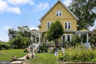 212 CLIFTON AVE, Mount Holly, NJ 08060