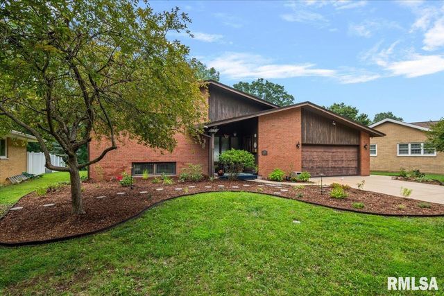 2400 CAHOKIA Drive, Springfield, IL 62703
