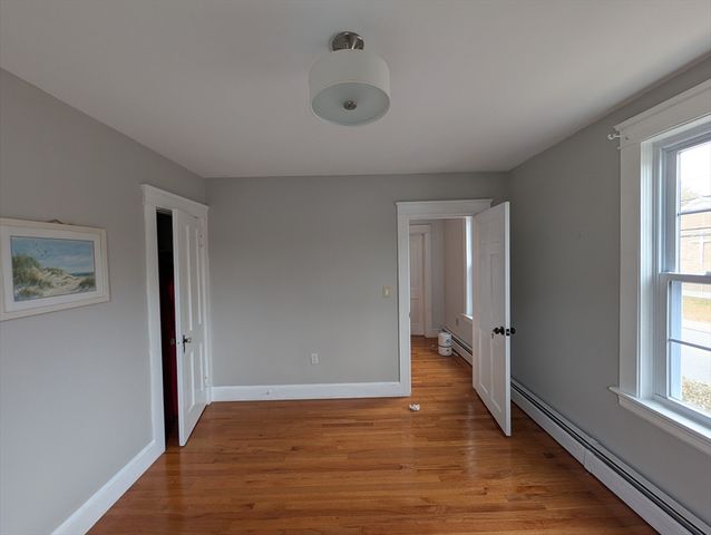 52 Mammoth Rd, Manchester, NH 03109