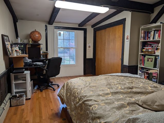 52 Mammoth Rd, Manchester, NH 03109