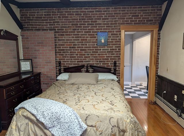 52 Mammoth Rd, Manchester, NH 03109