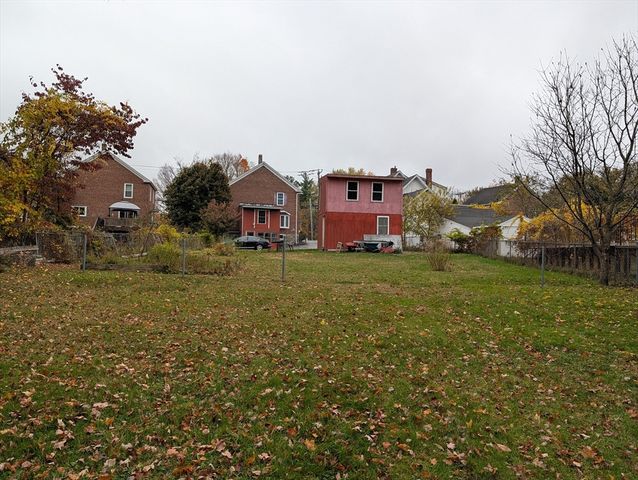 52 Mammoth Rd, Manchester, NH 03109