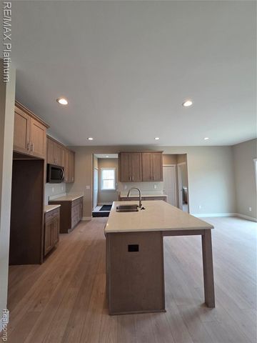 13112 Stony Brook Pass, Linden, MI 48451