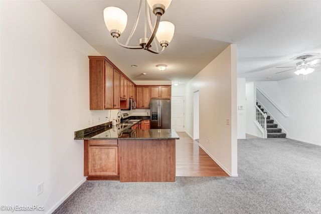 41101 N Maplewood Drive, Canton, MI 48187