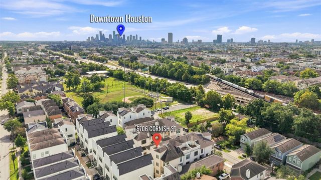 5706 Cornish Street E, Houston, TX 77007