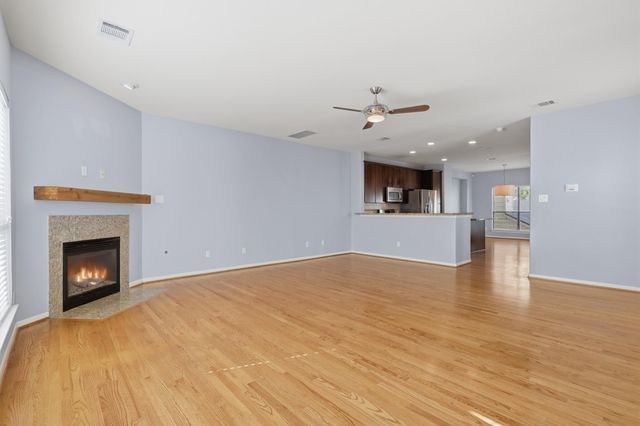 5706 Cornish Street E, Houston, TX 77007