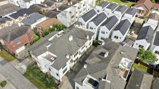 5706 Cornish Street E, Houston, TX 77007