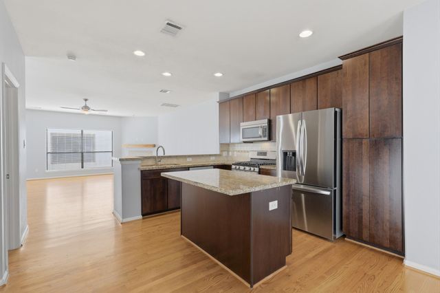 5706 Cornish Street E, Houston, TX 77007
