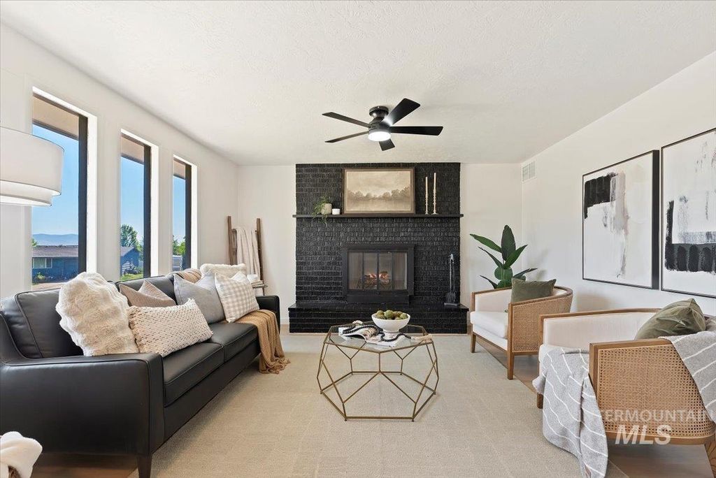 11503 W Santa Barbara Dr, Boise, ID 83709