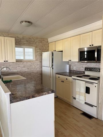 274 BEACH COURT 42, Palm Harbor, FL 34684