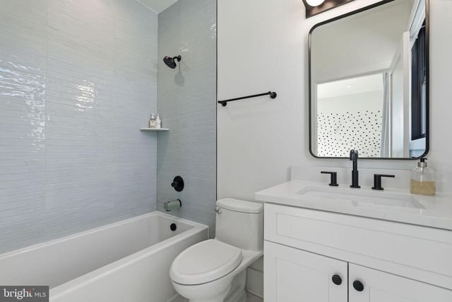 412 N CLEVELAND ST, Arlington, VA 22201