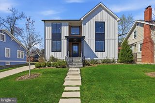 412 N CLEVELAND ST, Arlington, VA 22201