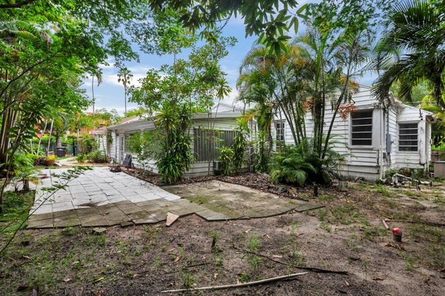 324 Albemarle Road, West Palm Beach, FL 33405