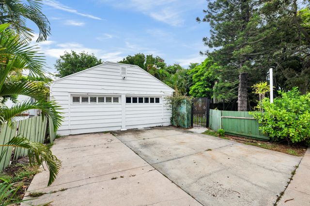 324 Albemarle Road, West Palm Beach, FL 33405