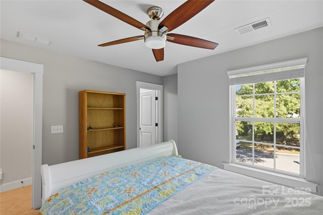 2316 Double Oaks Road, Charlotte, NC 28206