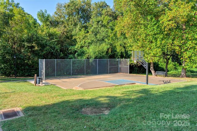 2316 Double Oaks Road, Charlotte, NC 28206