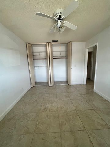 2868 Ashley Dr C, West Palm Beach, FL 33415