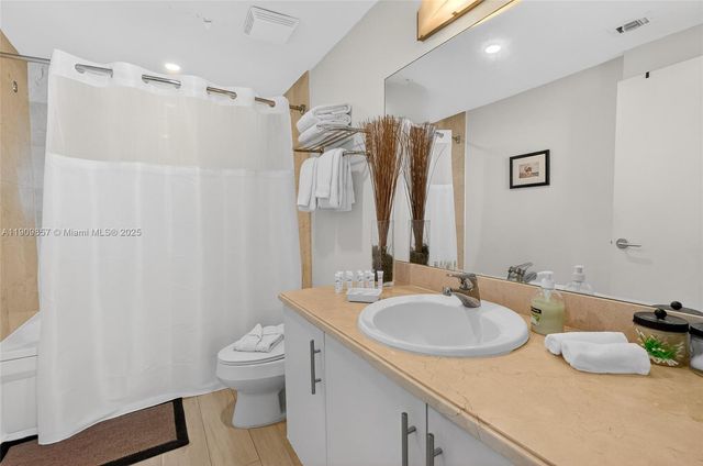 2889 Mcfarlane Rd 1001, Miami, FL 33133