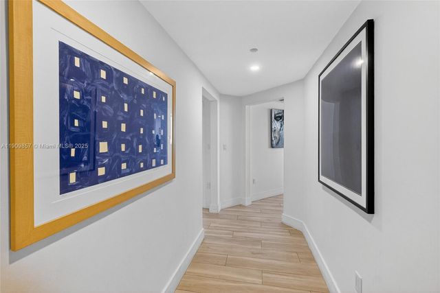 2889 Mcfarlane Rd 1001, Miami, FL 33133