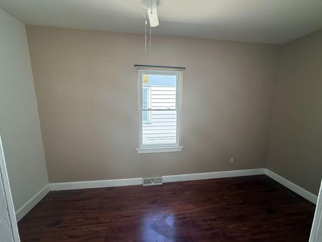 903 S Monroe Street, Bay City, MI 48708