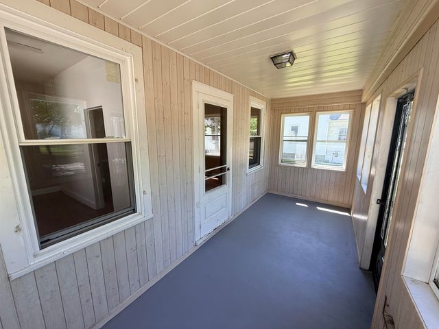 903 S Monroe Street, Bay City, MI 48708