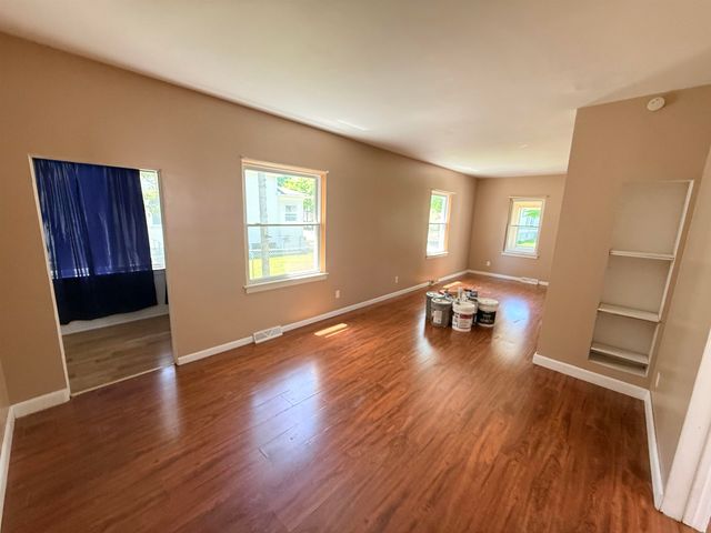 903 S Monroe Street, Bay City, MI 48708