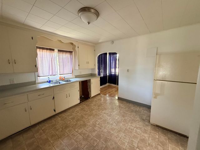 903 S Monroe Street, Bay City, MI 48708