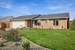 1504 S 74th Ave, Yakima, WA 98908