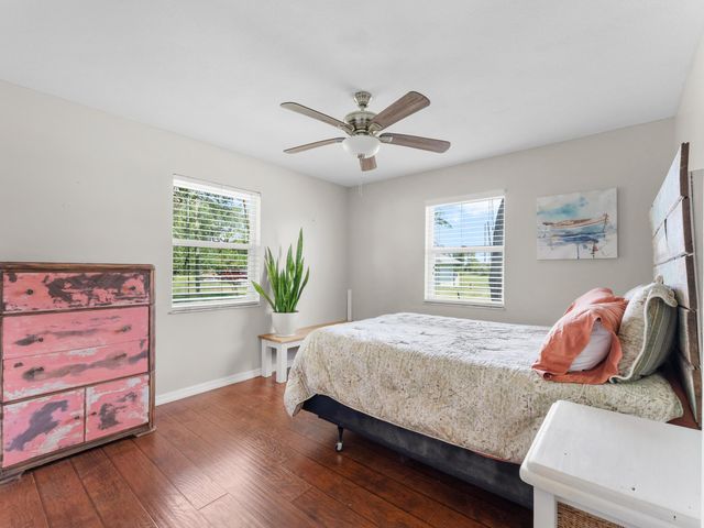 698 Fischer Drive, Sebastian, FL 32958