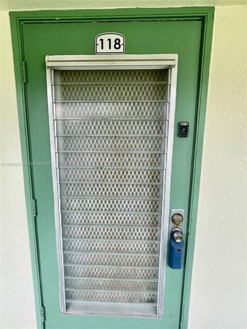 118 Upminster E 118, Deerfield Beach, FL 33442