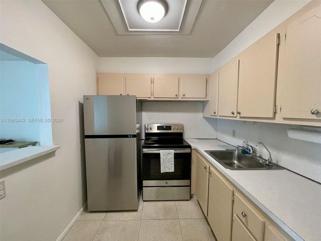 118 Upminster E 118, Deerfield Beach, FL 33442