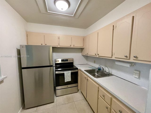 118 Upminster E 118, Deerfield Beach, FL 33442