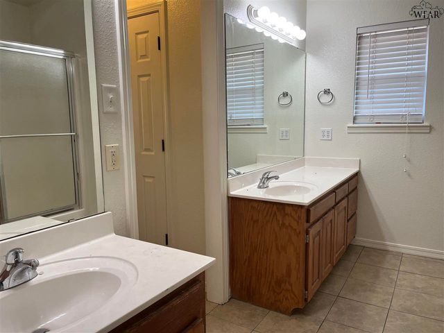 5423 FLO DRIVE, Wichita Falls, TX 76302