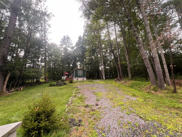101 Lake Country Lane, Narrowsburg, NY 12764
