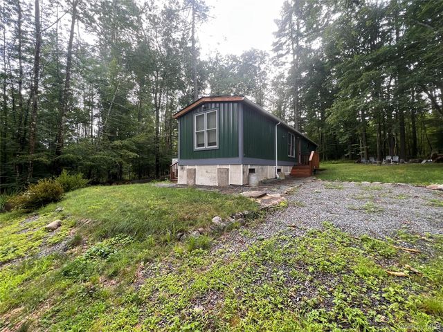 101 Lake Country Lane, Narrowsburg, NY 12764
