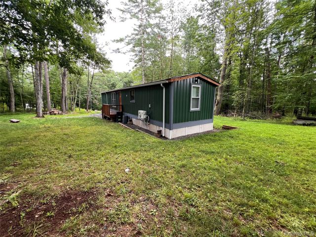 101 Lake Country Lane, Narrowsburg, NY 12764