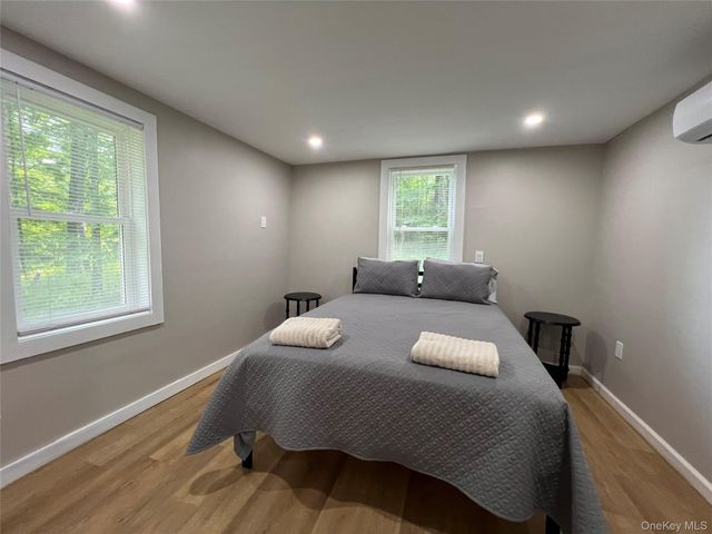 101 Lake Country Lane, Narrowsburg, NY 12764