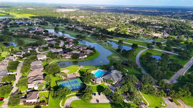 3211 Hickory Grove Lane, Pearland, TX 77584