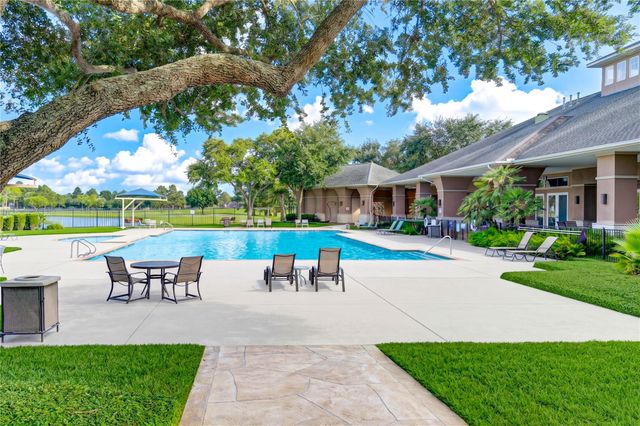 3211 Hickory Grove Lane, Pearland, TX 77584