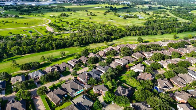 3211 Hickory Grove Lane, Pearland, TX 77584